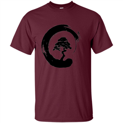 Bonsai Tree in Enso Circle - Buddhist Zen Calligraphy t-hirt Maroon