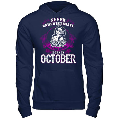 Never Underestimate A Black Woman Born In October Gildan - Pullover Hoodie Navy