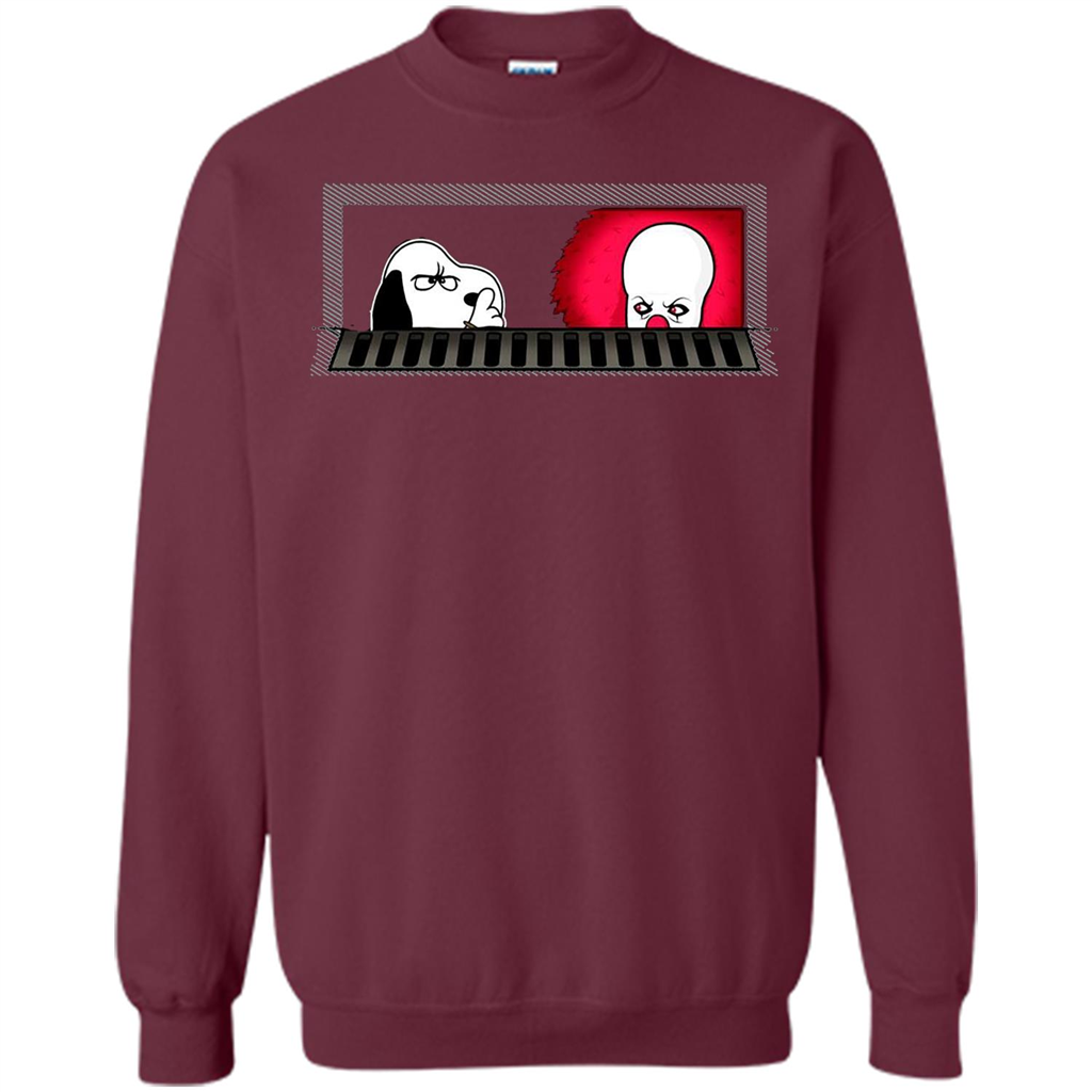 Movie T-shirt Snoopy Vs It T-shirt Maroon