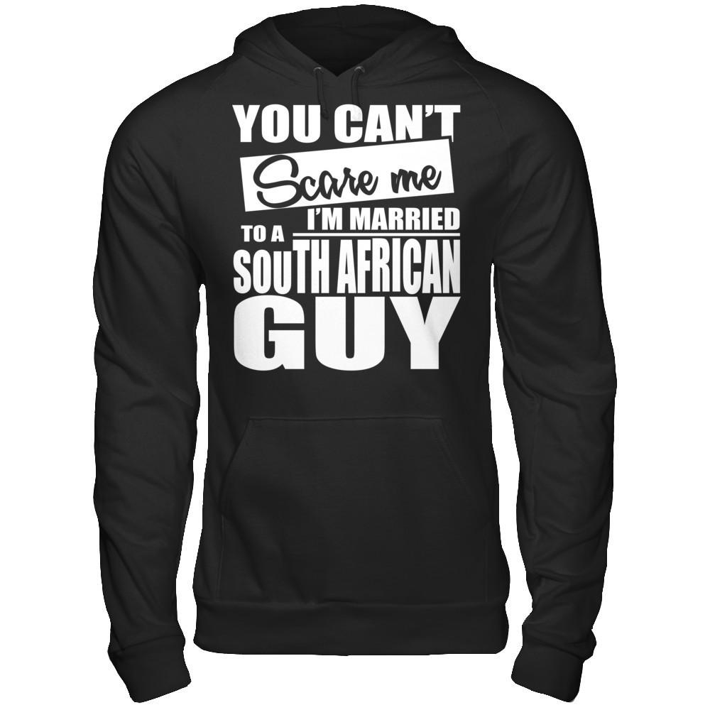 You Can't Scare Me I'm Married To A South African Guy Gildan - Pullover Hoodie Black