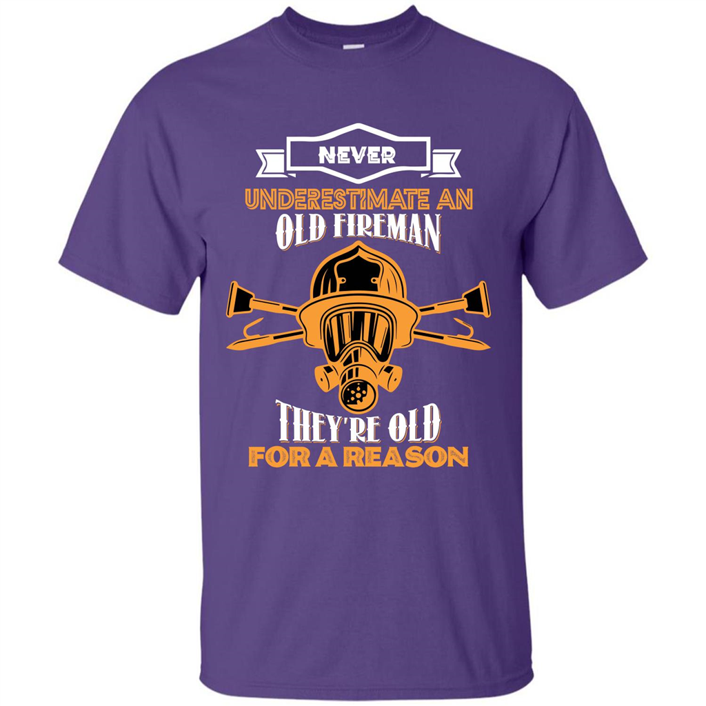 Fireman T-shirt Never Underestimate An Old Fireman Purple