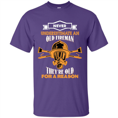 Fireman T-shirt Never Underestimate An Old Fireman Purple
