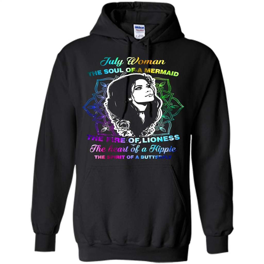 July Woman T-shirt The Heart Of A Hippie Black