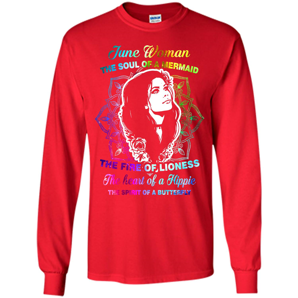 June Woman T-shirt The Heart Of A Hippie Red