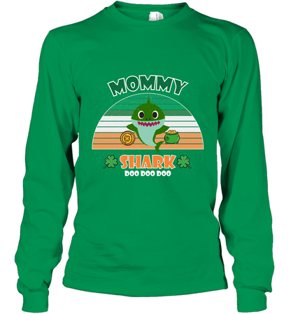 Irish Mommy Shark Saint Patricks Day Family Shirt Long Sleeve T-Shirt Irish Green