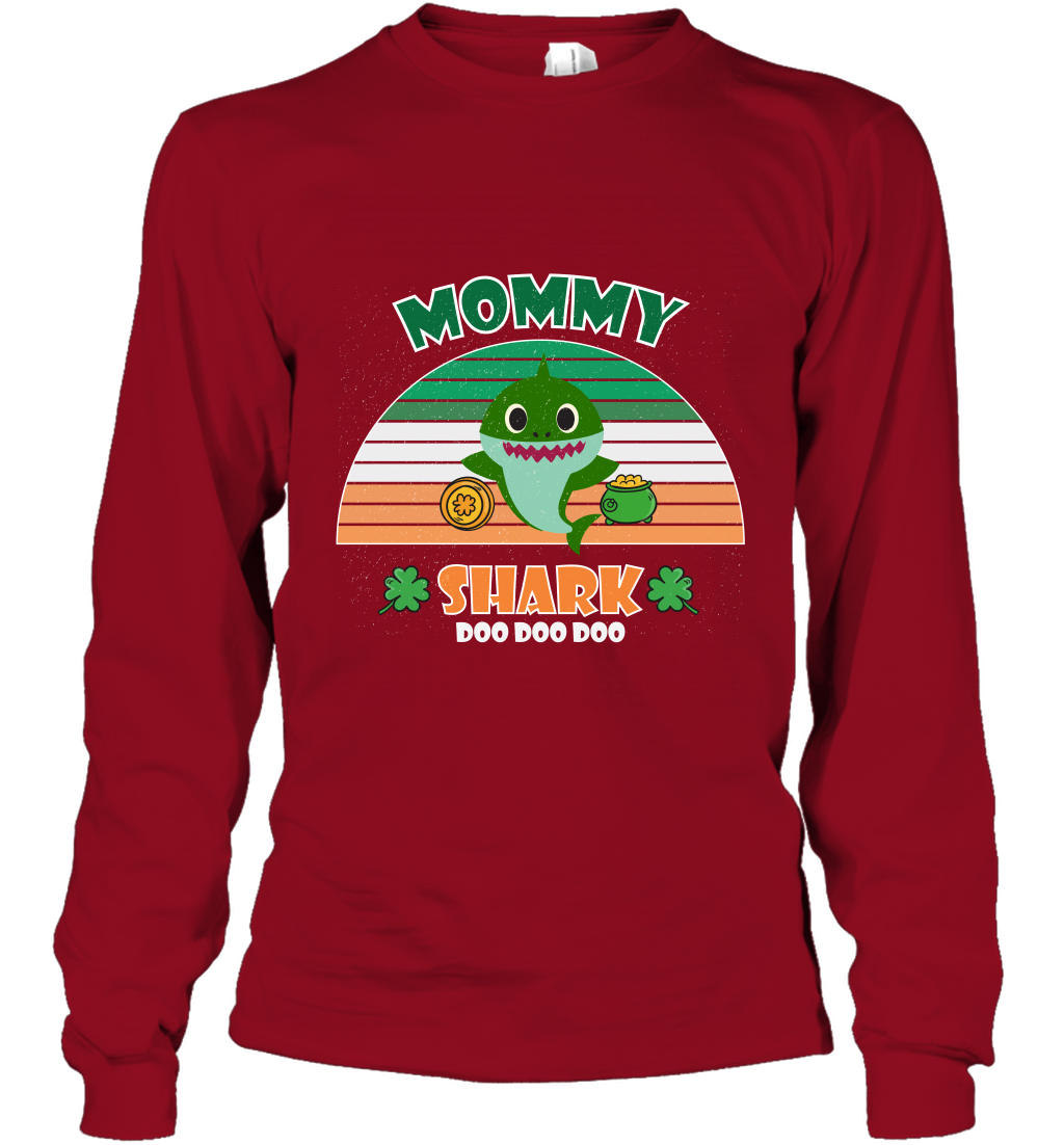 Irish Mommy Shark Saint Patricks Day Family Shirt Long Sleeve T-Shirt Cardinal Red