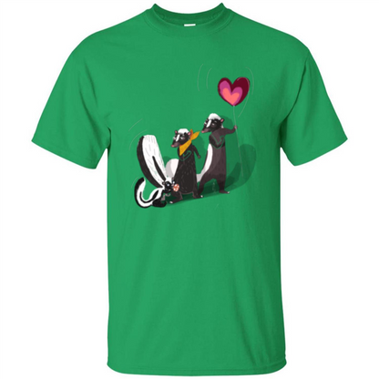 Happy Skunk Famiily T-shirt Irish Green