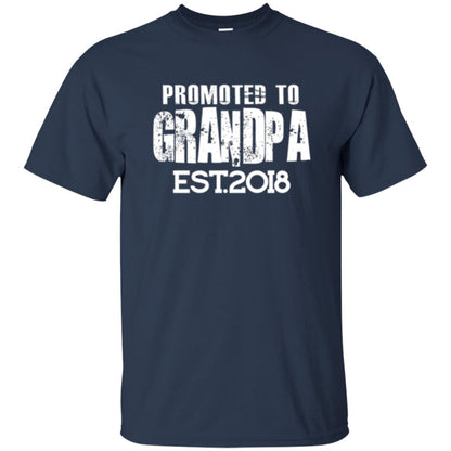 Papa T-shirt Promoted To Grandpa Est 2018 T-shirt Navy