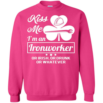 Funny St Patricks Day Shirt Kiss Me I Am An Ironworker Heliconia