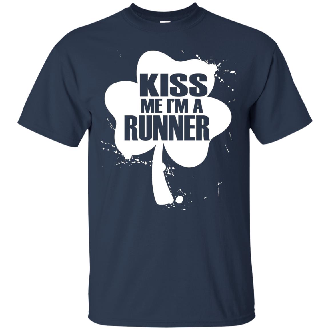 Kiss Me I_m Runner St. Patrick_s Day T-shirt Navy