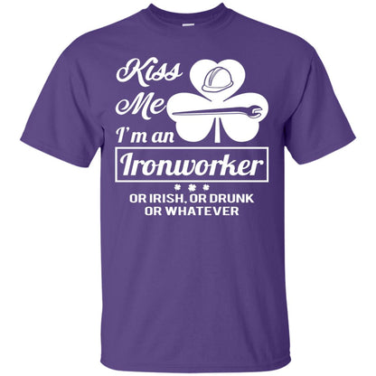 Funny St Patricks Day Shirt Kiss Me I Am An Ironworker Purple
