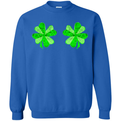 Funny Shamrock Boobs St Patricks Day T-shirt Royal