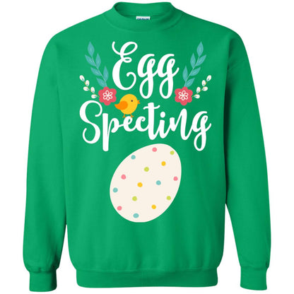Egg Specting Announcement Pregnant Easter T-shirt Irish Green