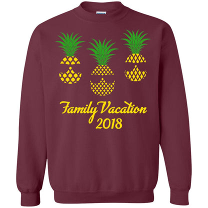 Family Vacation 2018 Shirt Hawaii Pineapple Sunglasses Maroon