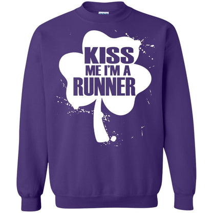 Kiss Me I_m Runner St. Patrick_s Day T-shirt Purple