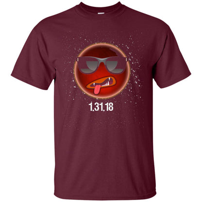 Total Lunar Eclipse T Shirt Funny Astronomy Celestial Meme T-shirt Maroon