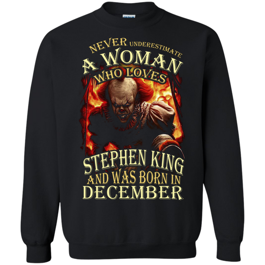 December T-shirt Never Underestimate A Woman Who Loves Stephen King Black
