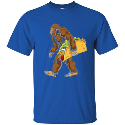 Camping T-shirt Bigfoot Sasquatch Carrying Taco Royal