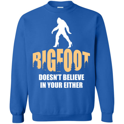 Bigfoot Doesn't Believe In Your Either T-shirt Royal