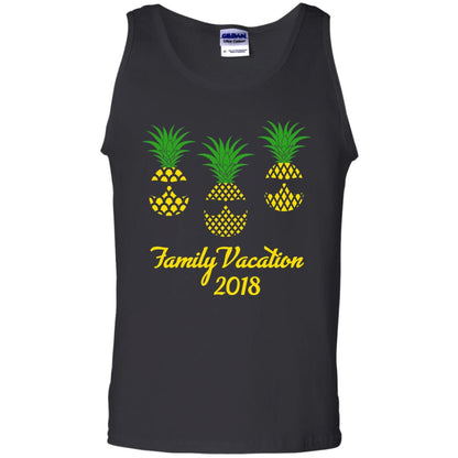Family Vacation 2018 Shirt Hawaii Pineapple Sunglasses Black