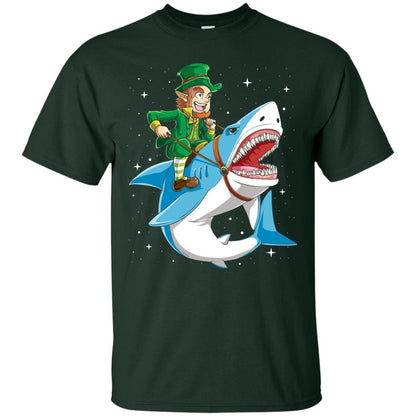 Leprechaun Riding Shark St Patricks Day T-shirt Forest