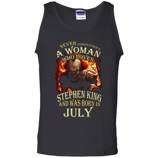 July T-shirt Never Underestimate A Woman Who Loves Stephen King Black