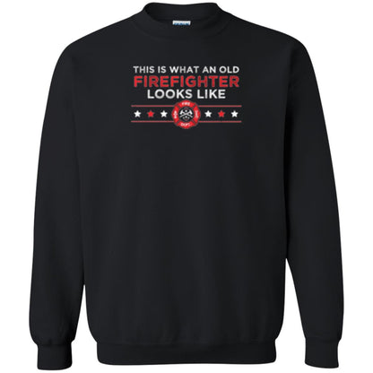 This Is What An Old Firefighter Looks Like T-shirt Black