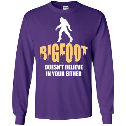 Bigfoot Doesn't Believe In Your Either T-shirt Purple