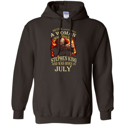 July T-shirt Never Underestimate A Woman Who Loves Stephen King Dark Chocolate