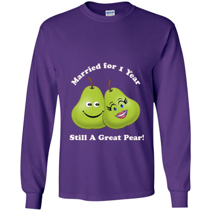 Married For 1 Year Still A Great Pear 1st Anniversary T-shirt Purple
