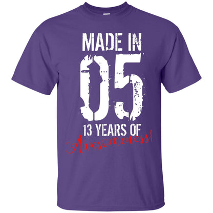 Made In 05 13 Years Of Awesomeness 13rd Birthday T-shirt Purple