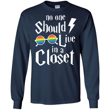 Lgbt T-shirt No One Should Live In A Closet Navy