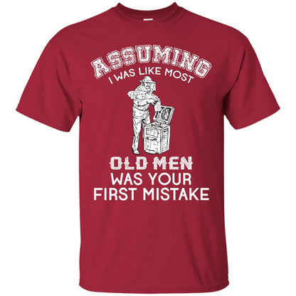 Assuming I Was Like Most Old Men Beekeeper T-shirt Cardinal