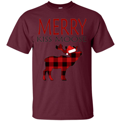 Christmas T-shirt Merry Kiss Moose Maroon