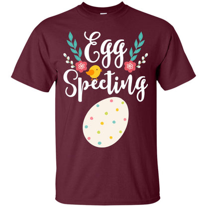 Egg Specting Announcement Pregnant Easter T-shirt Maroon