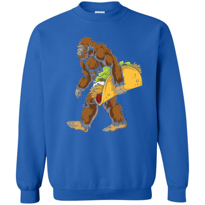 Camping T-shirt Bigfoot Sasquatch Carrying Taco Royal