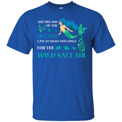 She Dreams Of The Oceans Mermaid T-shirt Royal