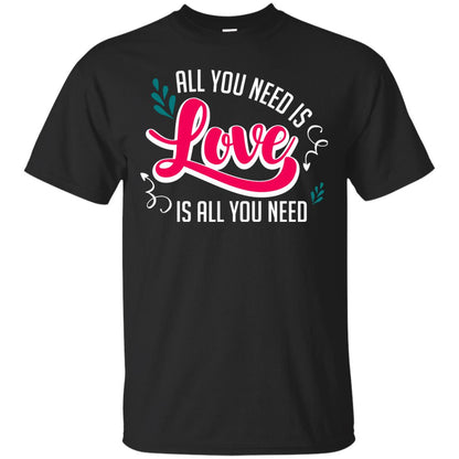 All You Need Is Love T-shirt Black