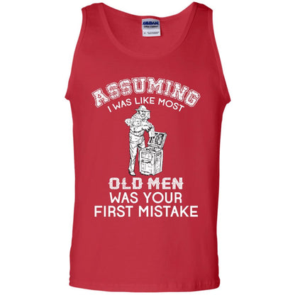 Assuming I Was Like Most Old Men Beekeeper T-shirt Red