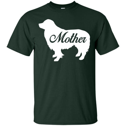 Border Collie Dog Mom T-shirt Forest