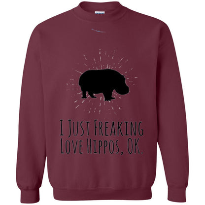 Hippo Lover T-shirt I Just Freaking Love Hippos Ok Maroon