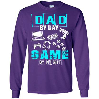 Dad By Day Gamer By Night Gamer T-shirt Purple