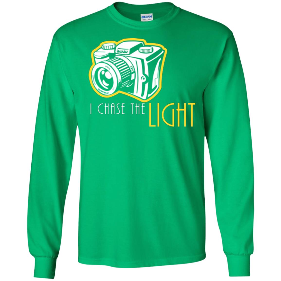 Photography Lover T-shirt I Chase The Light Irish Green