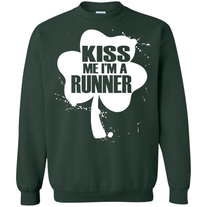 Kiss Me I_m Runner St. Patrick_s Day T-shirt Forest Green