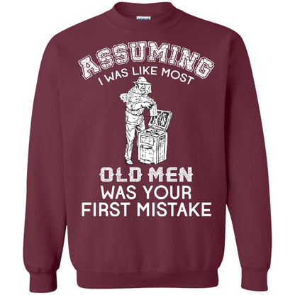 Assuming I Was Like Most Old Men Beekeeper T-shirt Maroon