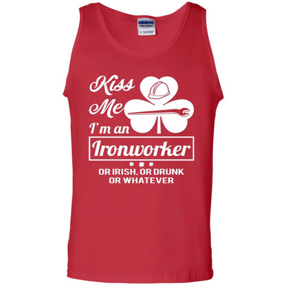 Funny St Patricks Day Shirt Kiss Me I Am An Ironworker Red