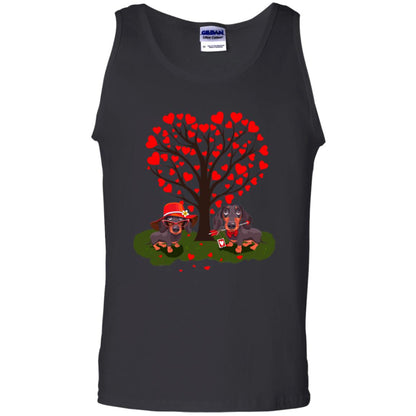 Valentine Dachshund Couple Heart Tree Shirt Black