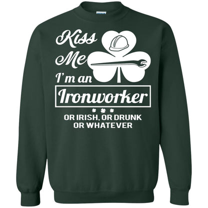 Funny St Patricks Day Shirt Kiss Me I Am An Ironworker Forest Green