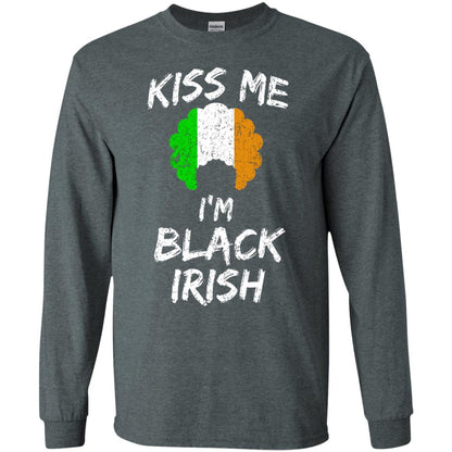 Kiss Me I_m Black Irish Funny St Patrick_s Day T-shirt Dark Heather