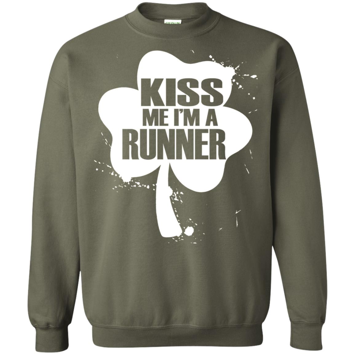 Kiss Me I_m Runner St. Patrick_s Day T-shirt Military Green